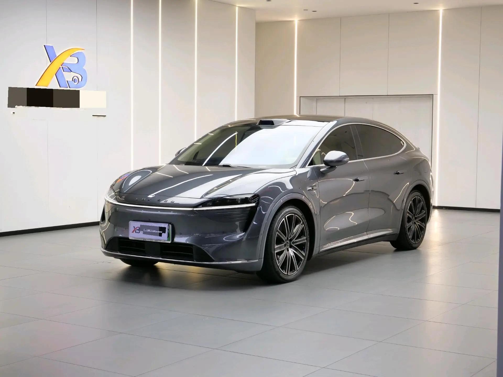 Intellectual 2024 R 7 736km UItra automatic gear