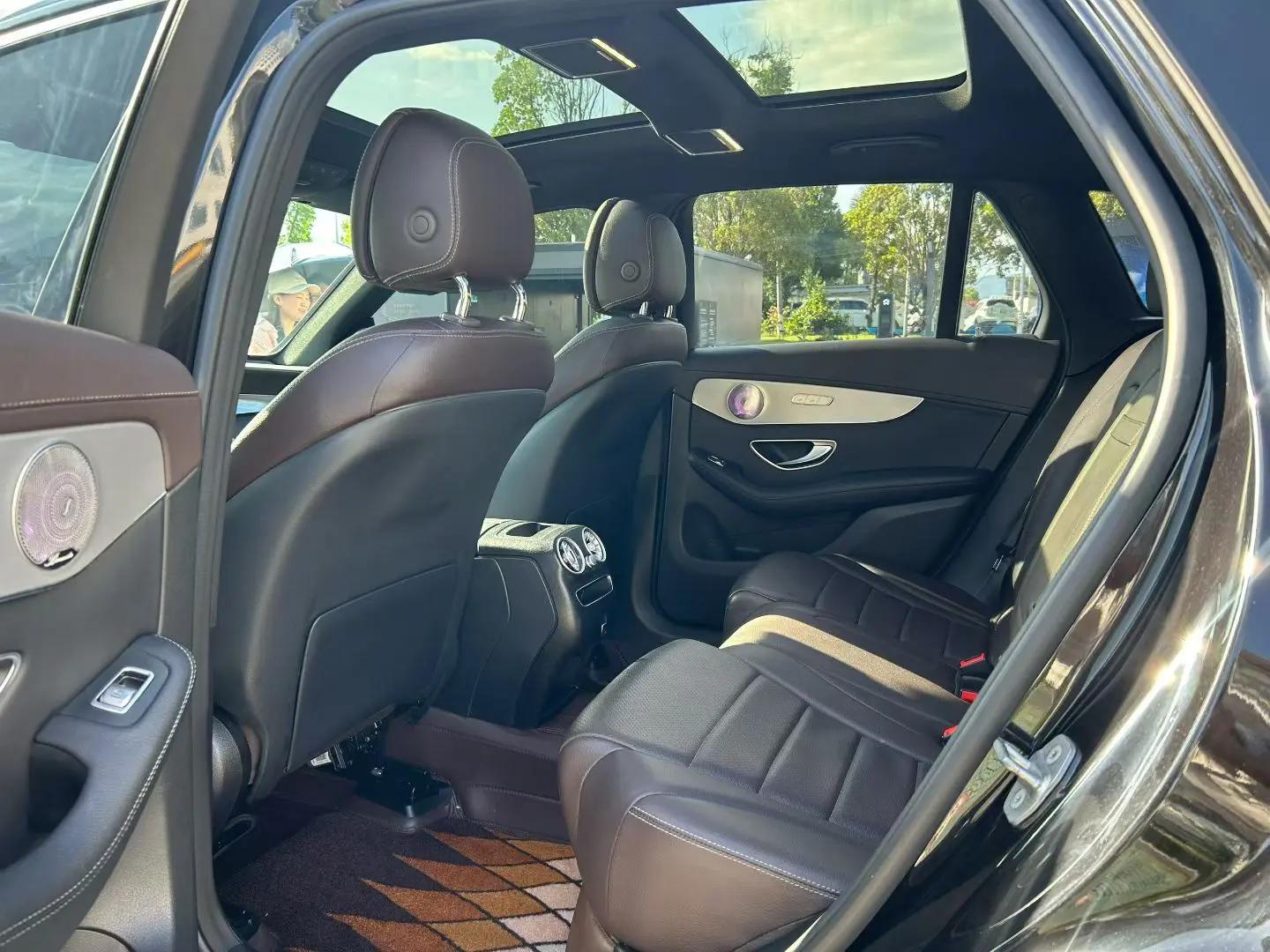 Mercedes Benz GLC 2022 to GLC 260 L 4MATIC Dynamic 6