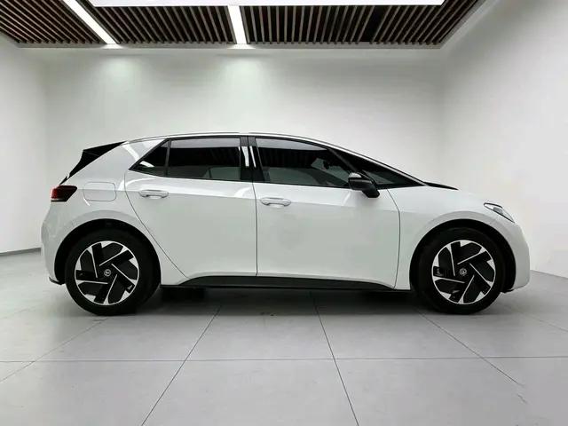 Volkswagen 2025 ID. 3 Smart Model, Pure Intelligence Edition, Automatic Transmission 3