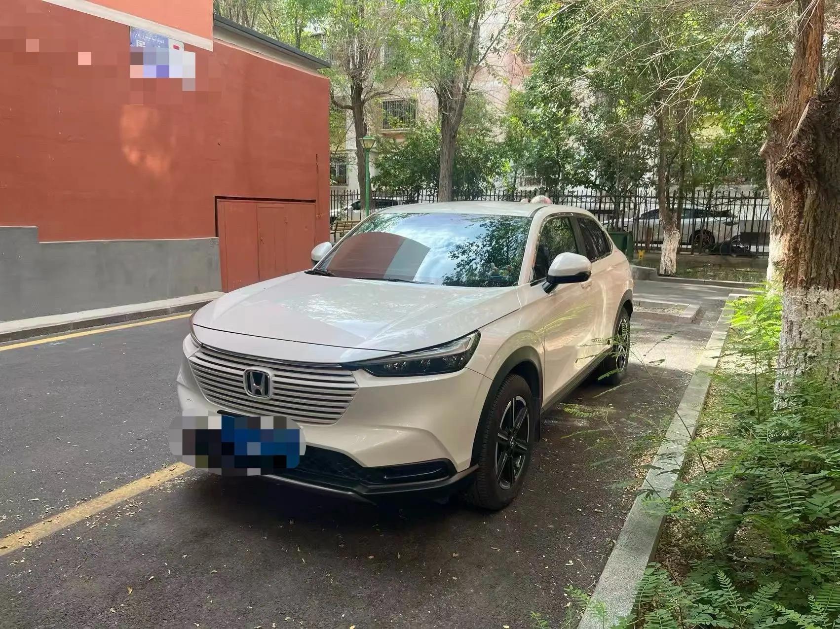 Vezel 2023 1.5L CVT base model