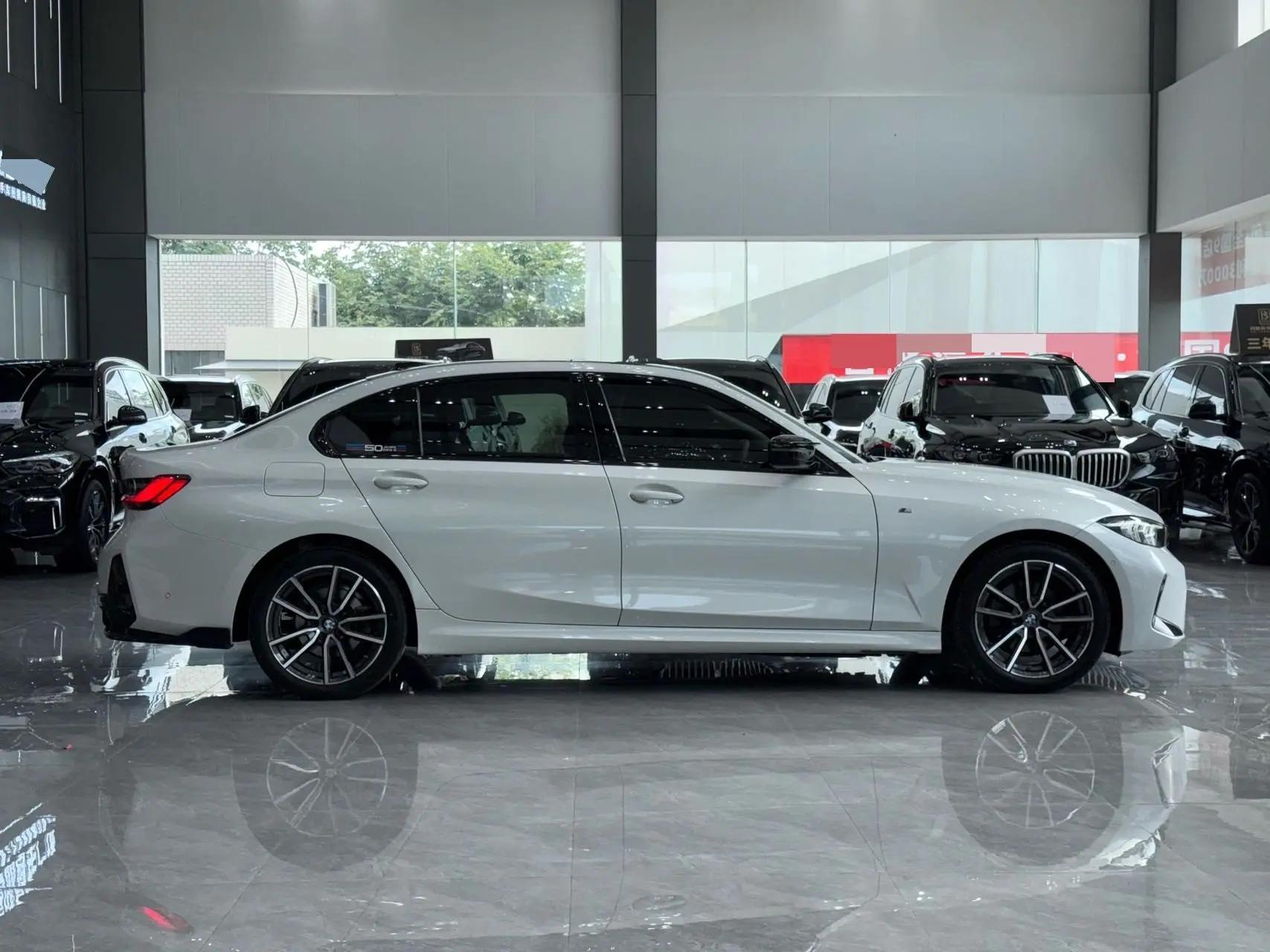 BMW 3 Series 2023 325Li M Sports Suit 5