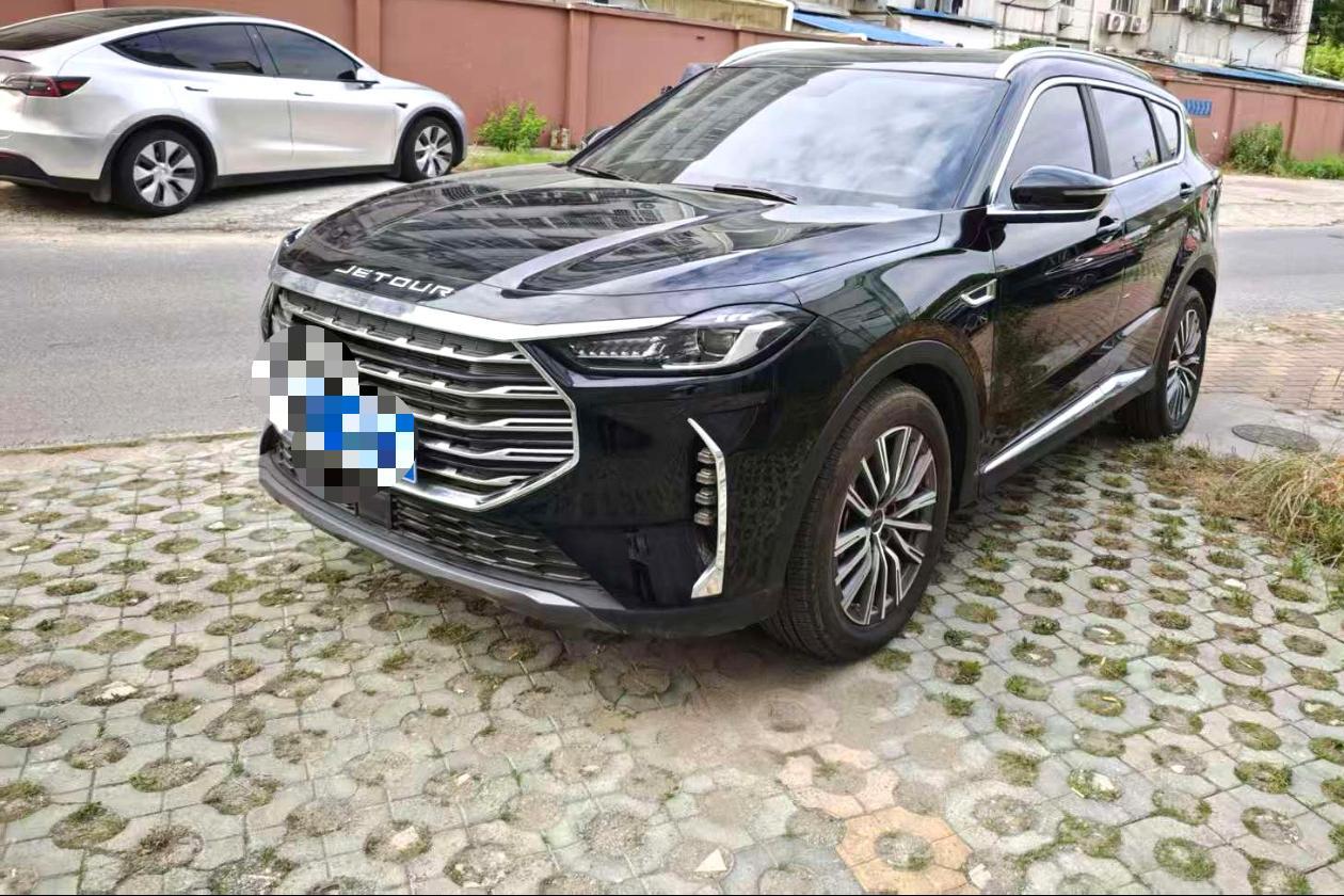 Jetour X70 PLUS 2024 1.6T DCT Premium Edition 5
