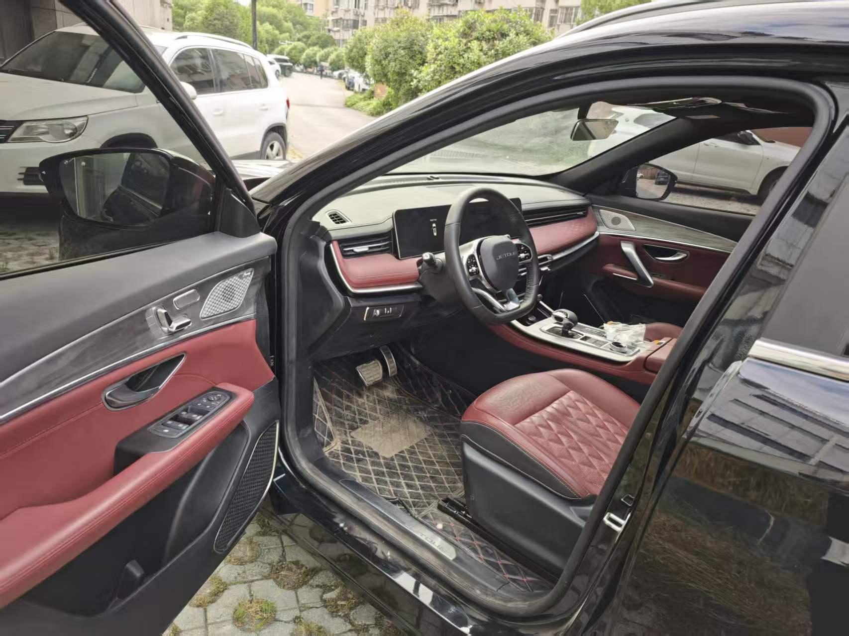 Jetour X70 PLUS 2024 1.6T DCT Premium Edition 5 5