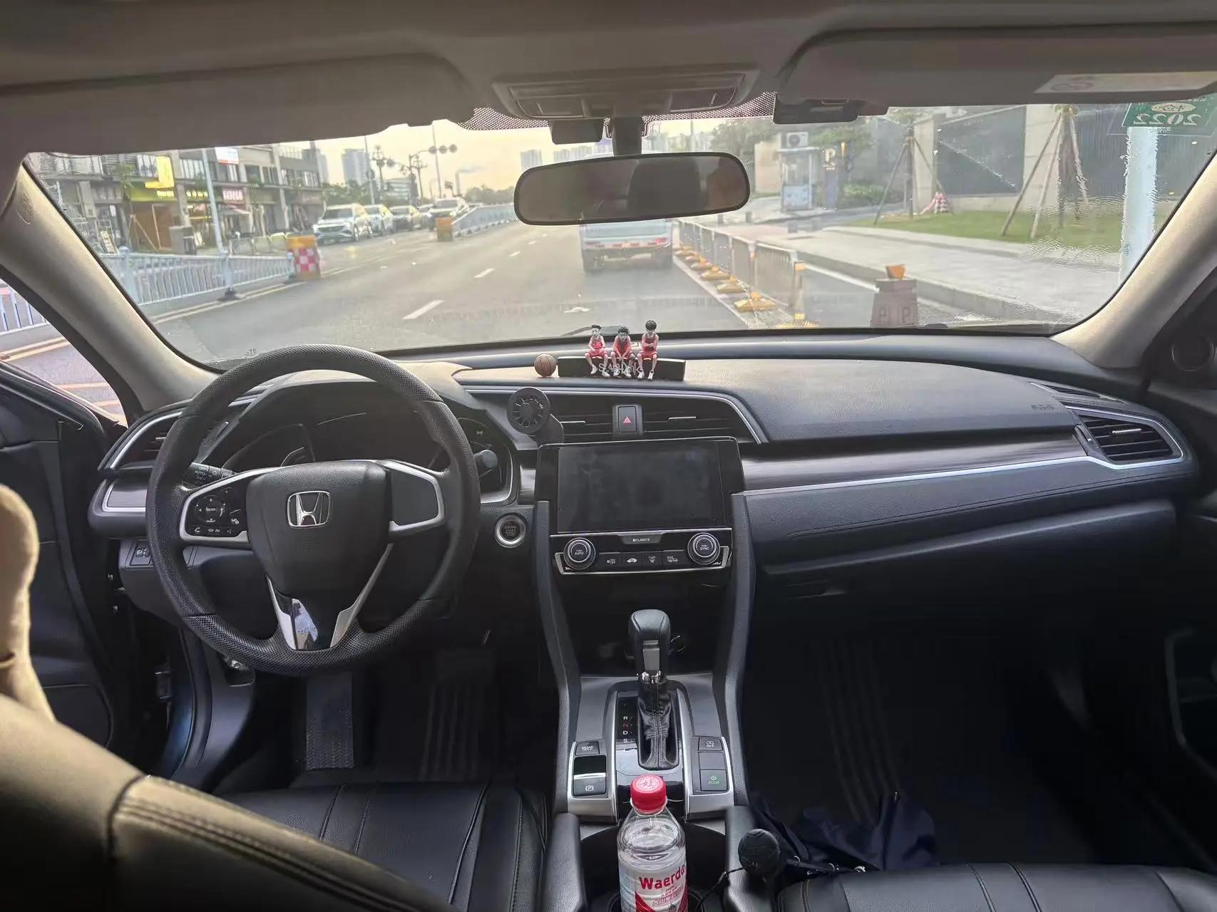 Civic 2019 220TURBO CVT Dynamic Edition National V 7