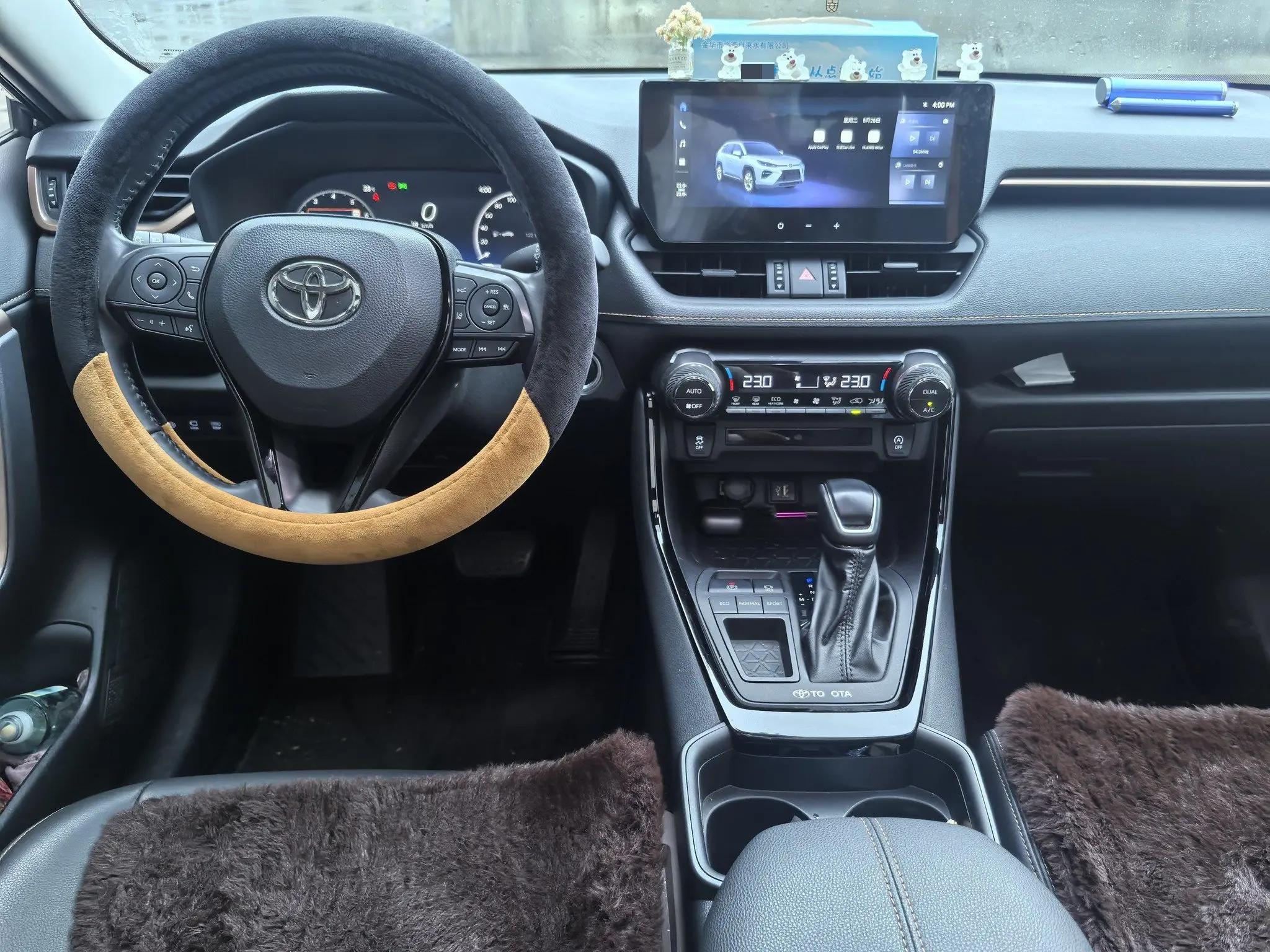 Toyota 2024 Willanda 2.0 Stepless Two-Drive Luxury PLUS Edition Automatic Gear 10