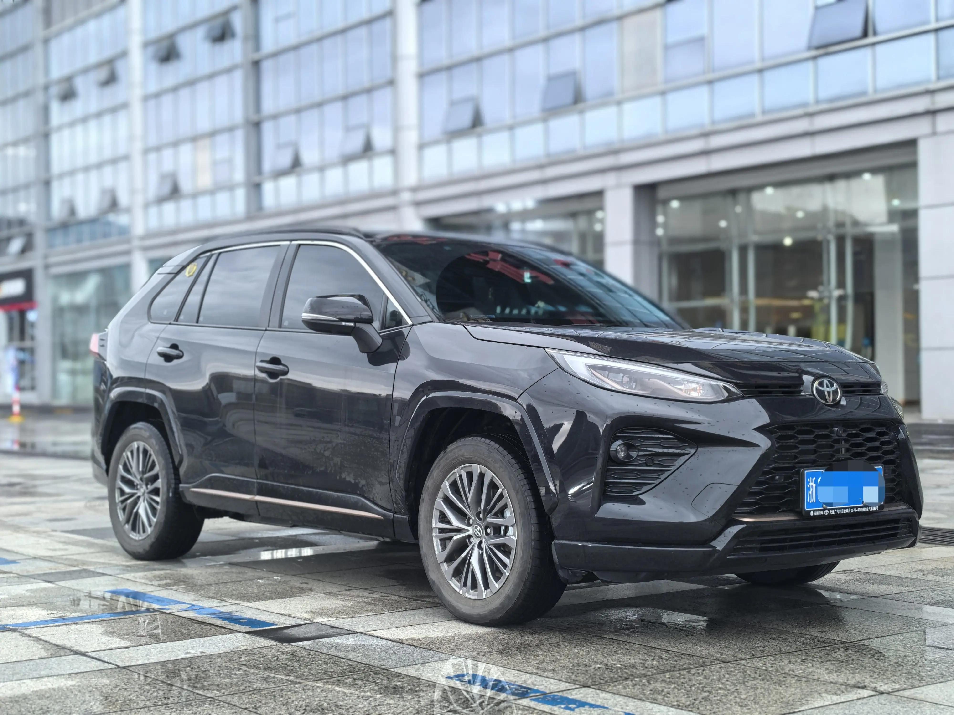 Toyota 2024 Willanda 2.0 Stepless Two-Drive Luxury PLUS Edition Automatic Gear 3