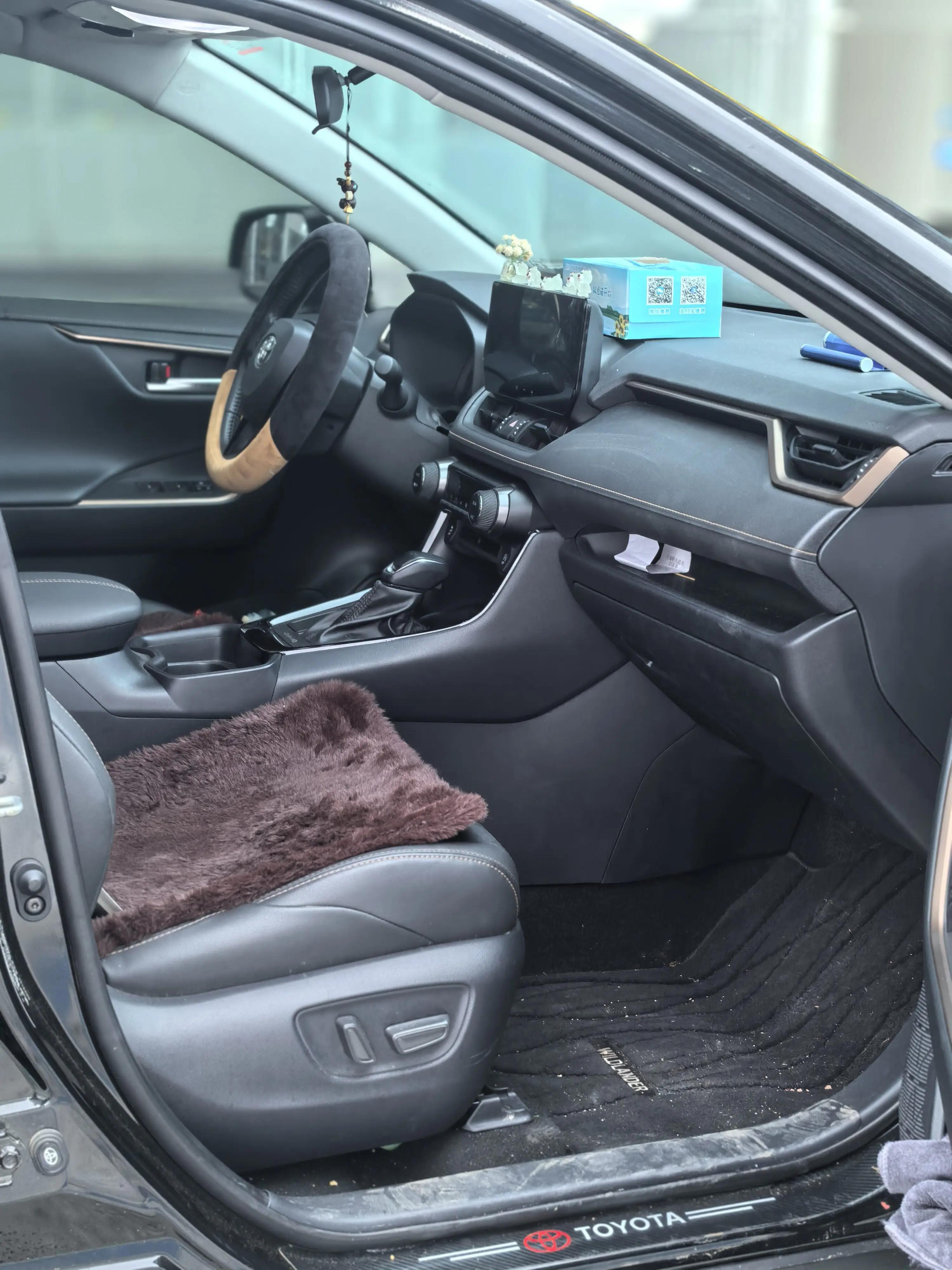 Toyota 2024 Willanda 2.0 Stepless Two-Drive Luxury PLUS Edition Automatic Gear 8