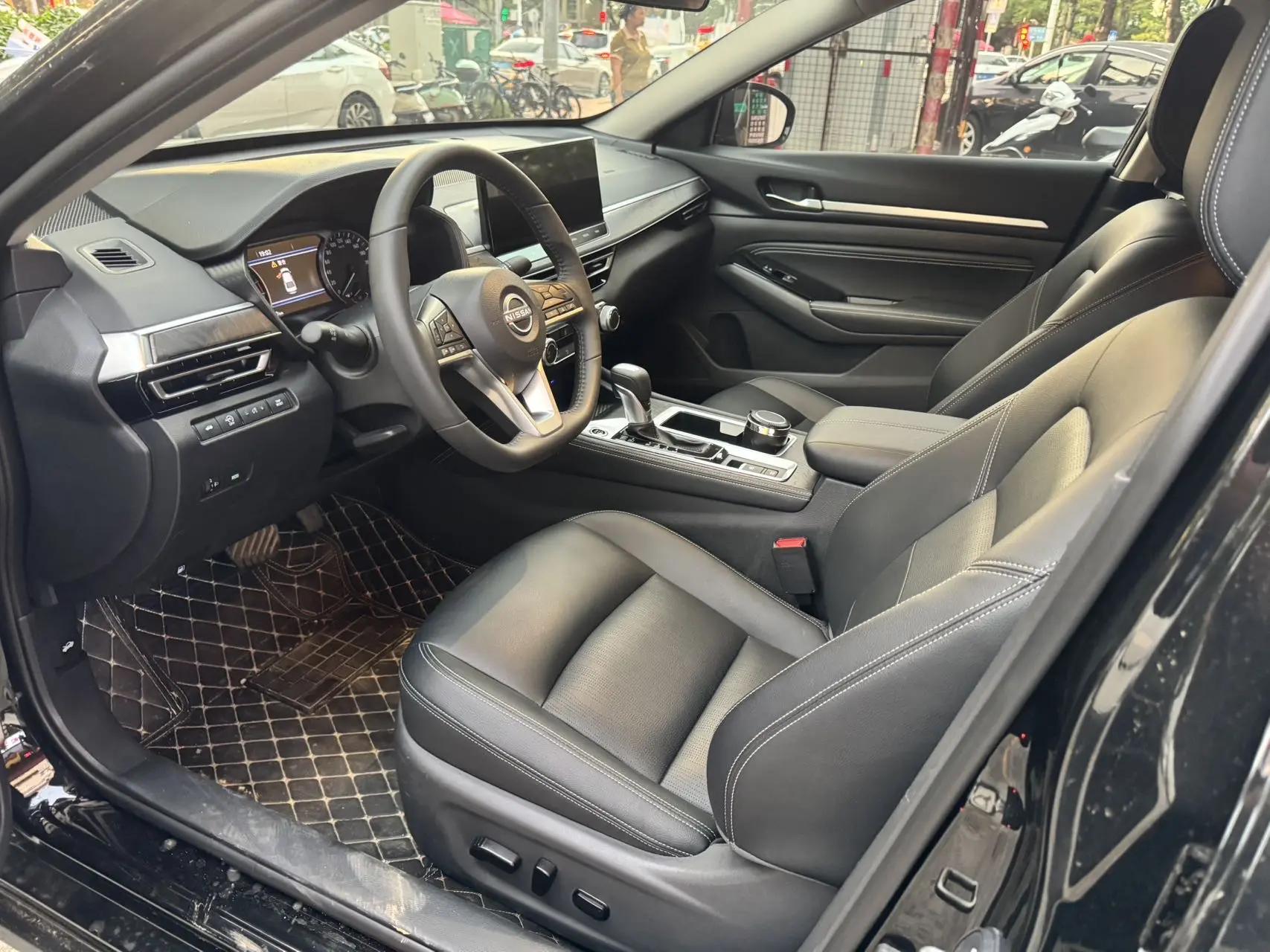 Nissan 2025 Teana 2.0 Stepless XL-TLS Pleasant Edition Automatic Gear 4