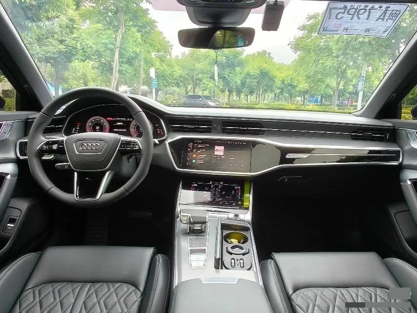 Audi 2025 A6L 2.0TFSI 45TFSI Prestige Dynamic Edition, Automatic 5