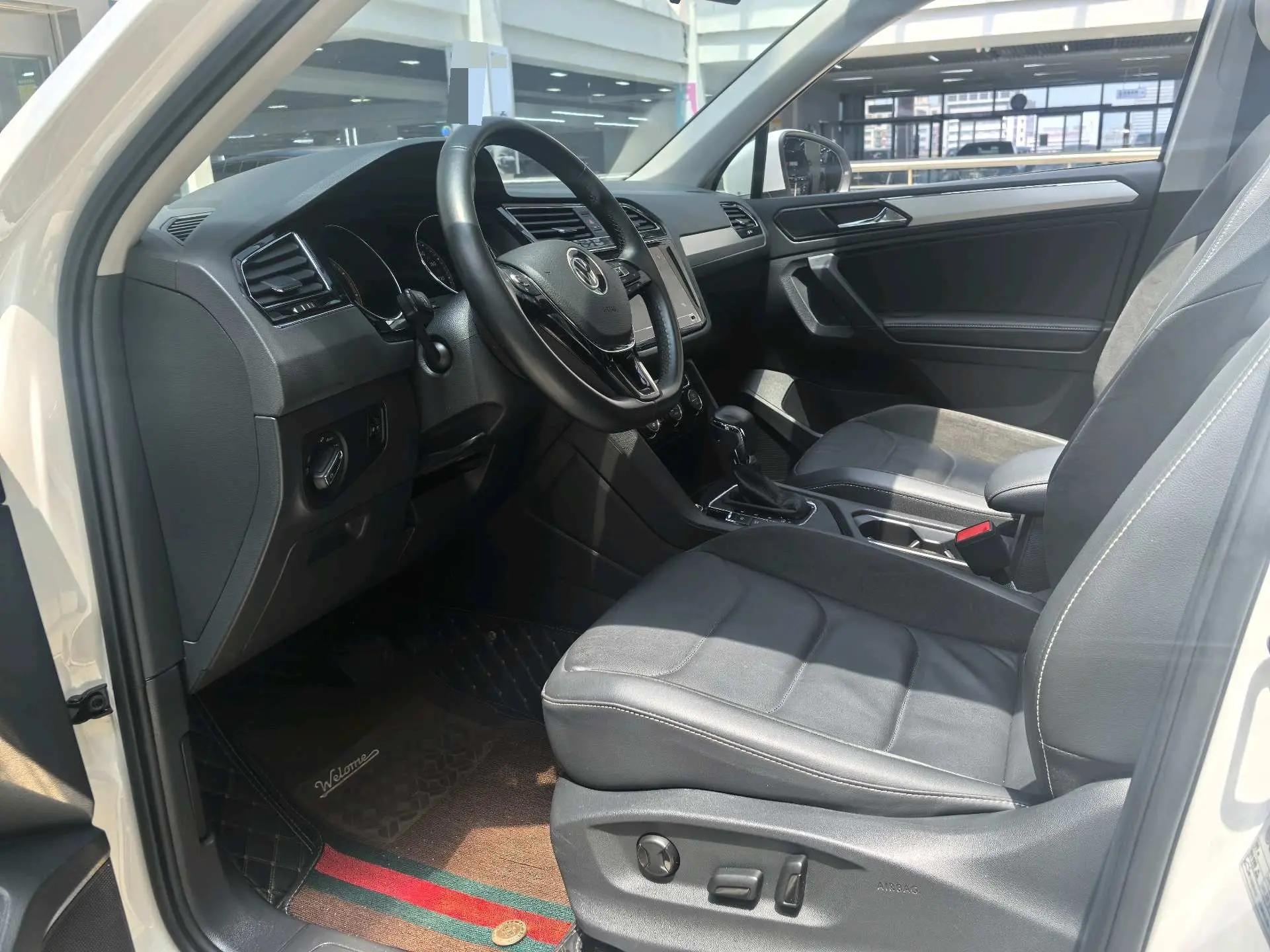 Tiguan L 2021 280TSI Automatic Two-Drive Smart Edition 3