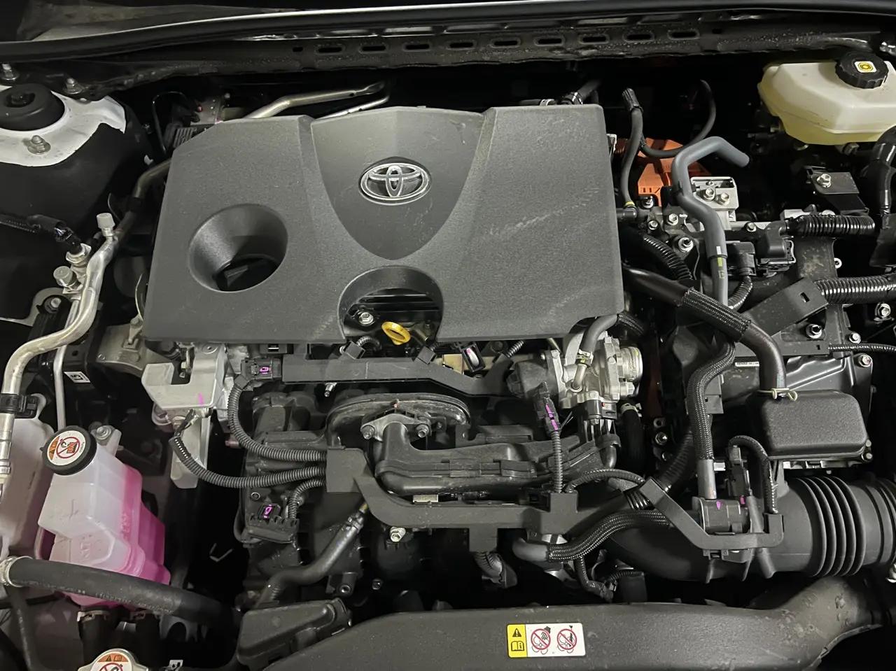 Toyota 2024 Camry Dual Engine 2.0HS Stepless Sports Edition Automatic Gear 11