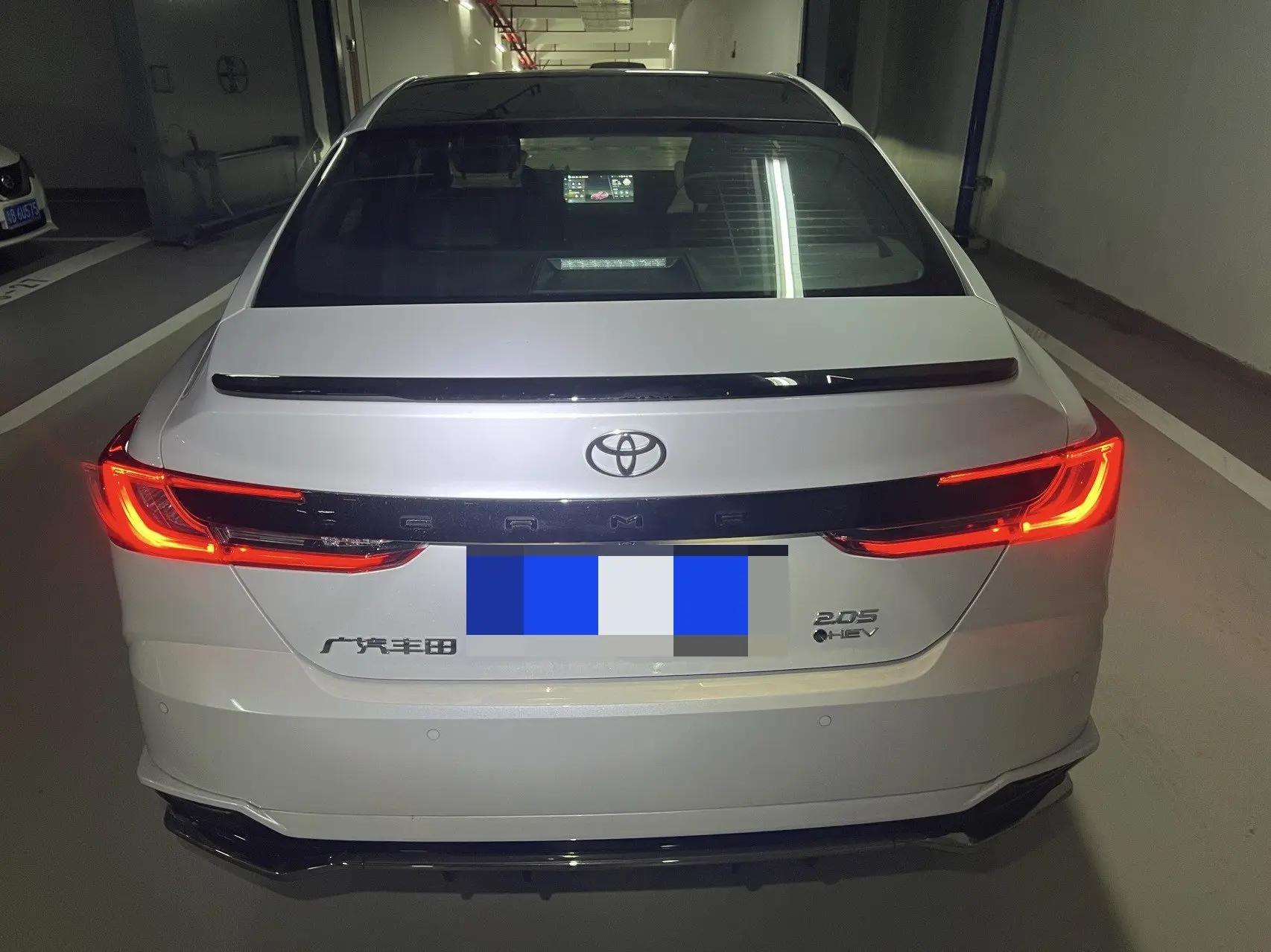 Toyota 2024 Camry Dual Engine 2.0HS Stepless Sports Edition Automatic Gear 4