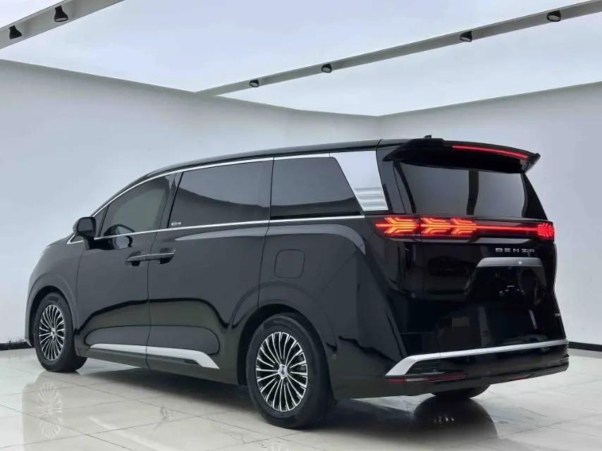 Denza D9 2024 DM-i 980 four-wheel drive flagship 4
