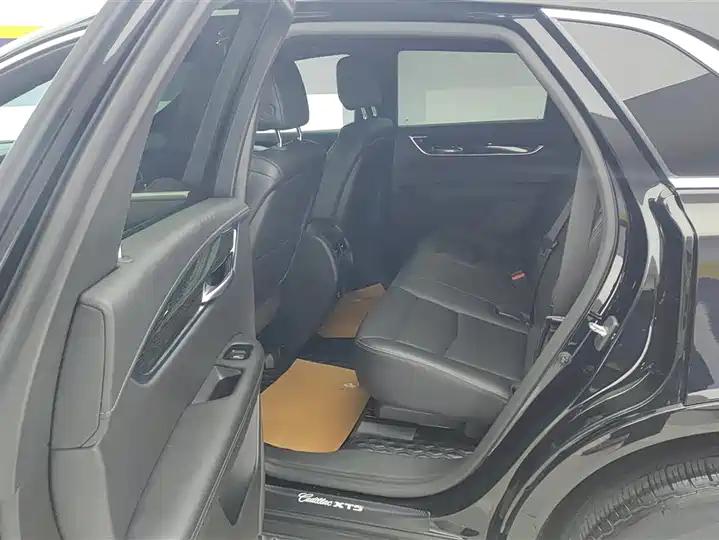 Cadillac XT5 2021 28T Luxury Model 11