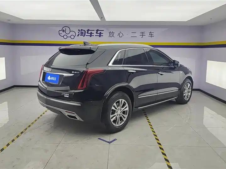 Cadillac XT5 2021 28T Luxury Model 3