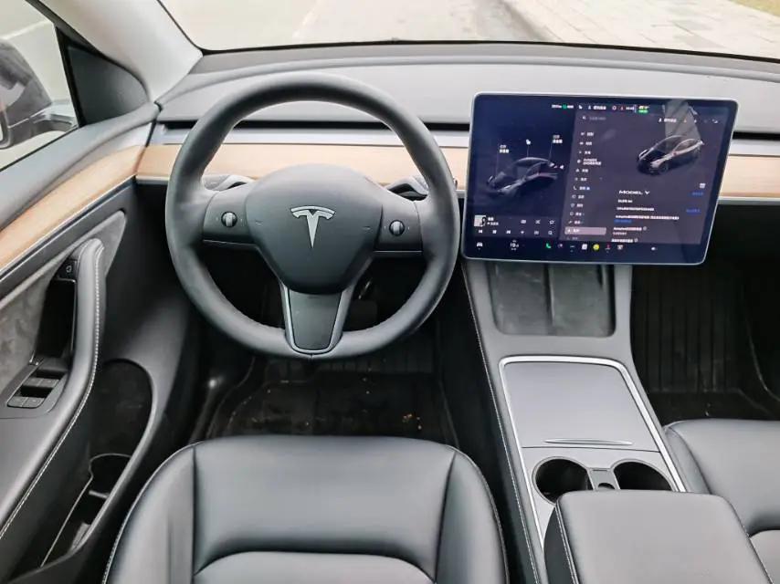 2022 Model Y Refreshed Rear-Wheel-Drive Version 5