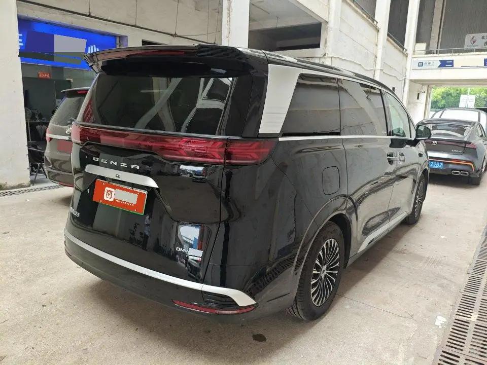 Denza 2025 Denza D9 DM-i 1.5T stepless four-wheel drive automatic gear 4