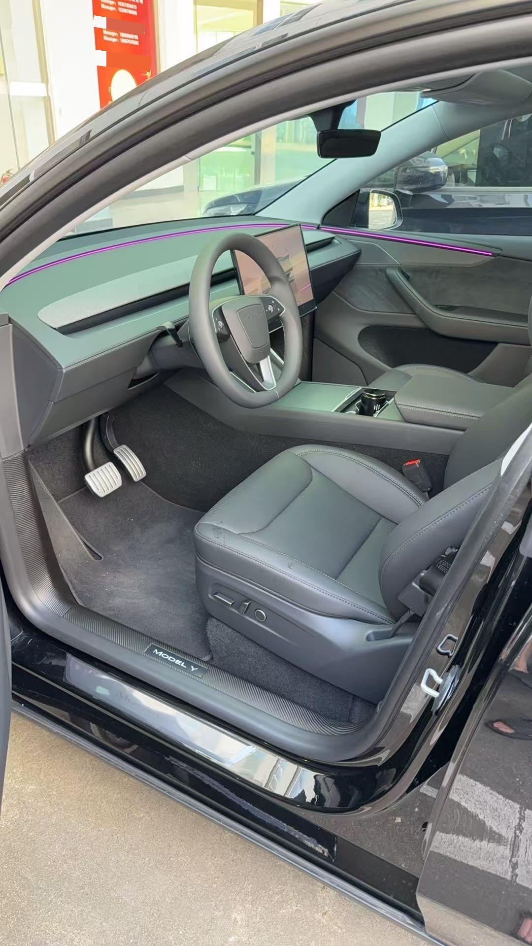 Tesla 2025 Model Y long endurance all-wheel drive version (modified) automatic gear 4