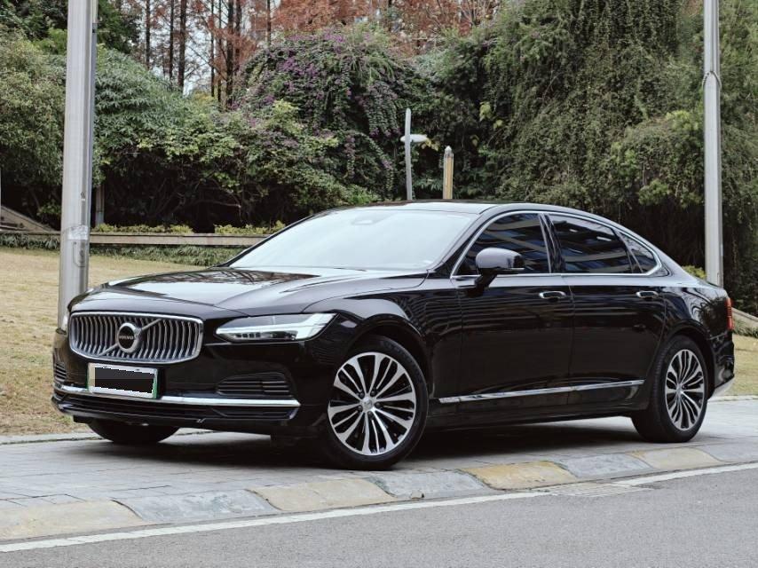 Volvo S90 New Energy 2023 T8 Plug-in Hybrid Four-wheel Drive Long Endurance Zhiyi Deluxe Edition
