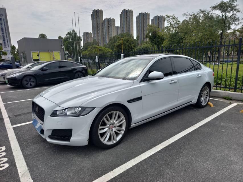 Jaguar XFL 2020 XFL 2.0T P 10000.00g Drive Flag Edition
