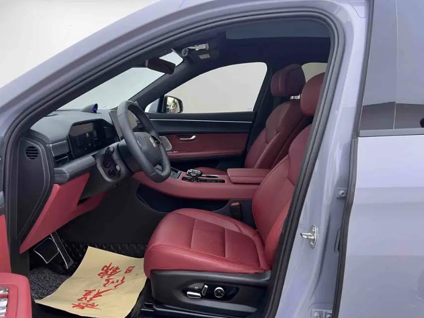 AITO 2024 AITO M5 Max RS Four-Wheel-Drive Advanced Intelligent Driving Edition Automatic 3