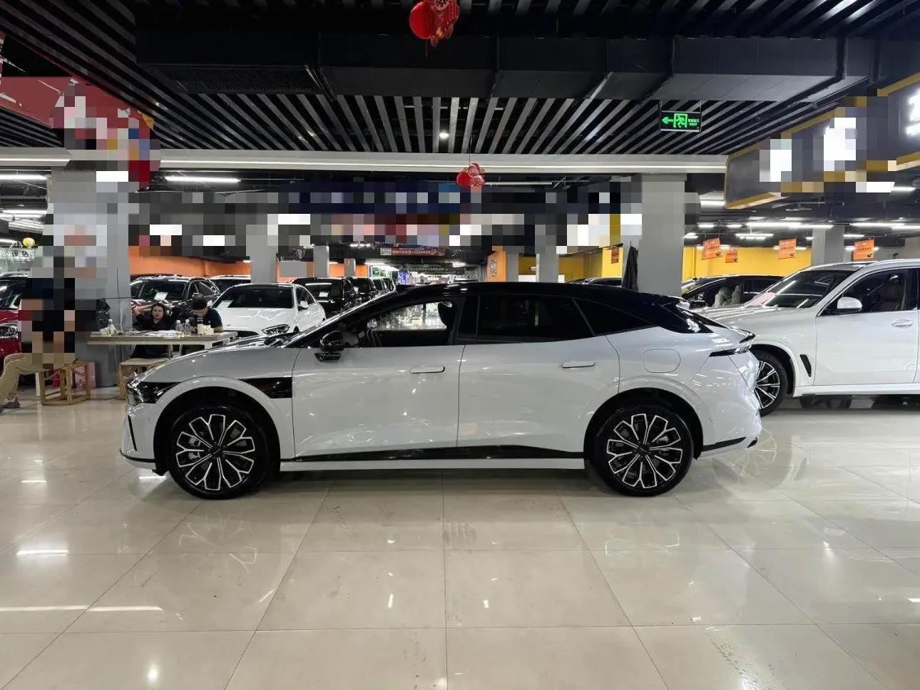 Zeekr 2025 Zeekr 007GT four-wheel drive intelligent driving version 75kWh automatic gear 3