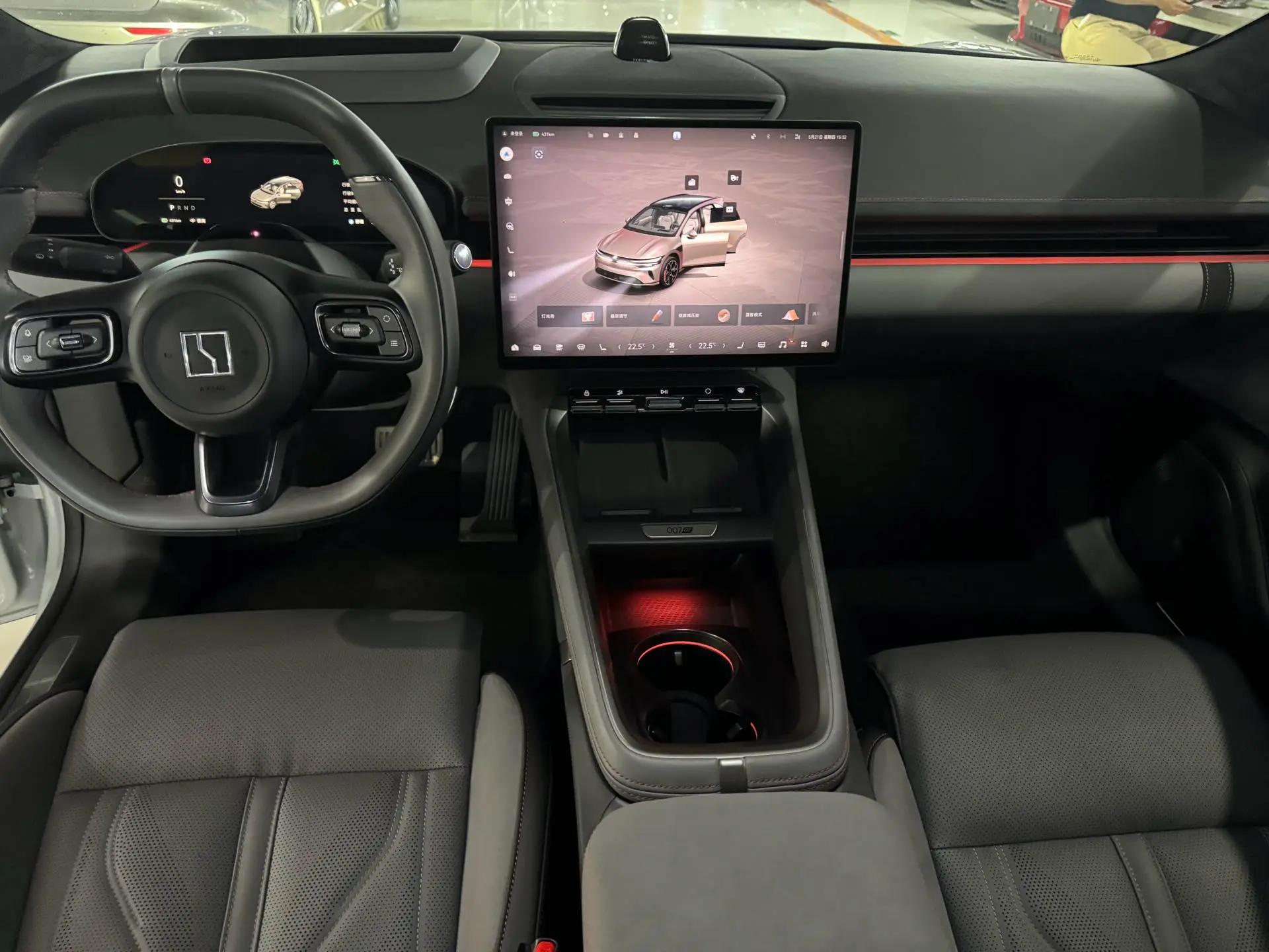 Zeekr 2025 Zeekr 007GT four-wheel drive intelligent driving version 75kWh automatic gear 6
