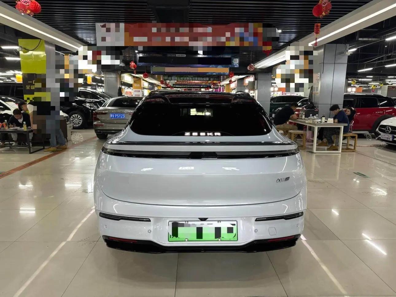 Zeekr 2025 Zeekr 007GT four-wheel drive intelligent driving version 75kWh automatic gear 9