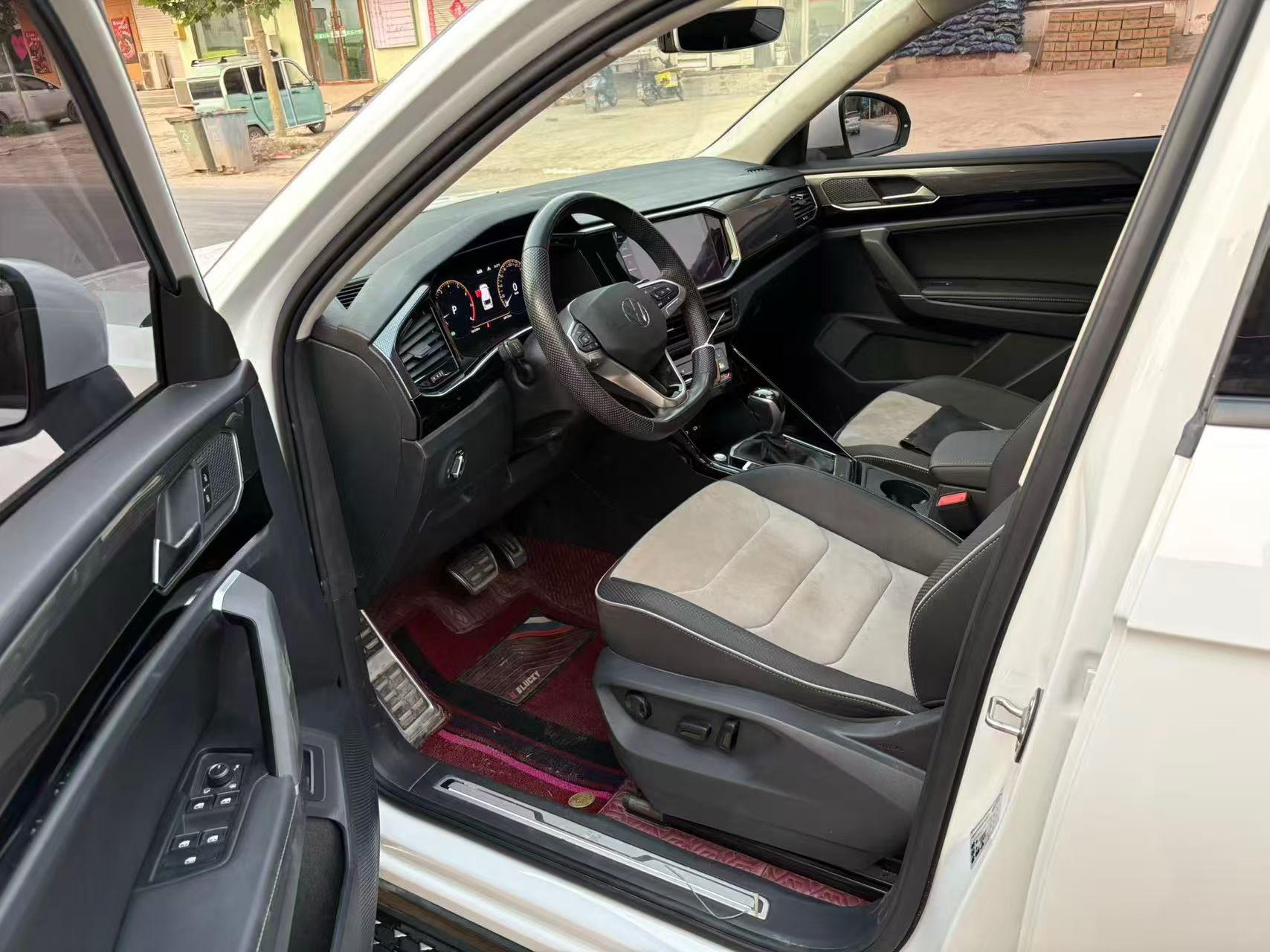 Tan Yue X 2020 330TSI Two-Drive Distinguished Zhilian Edition 7