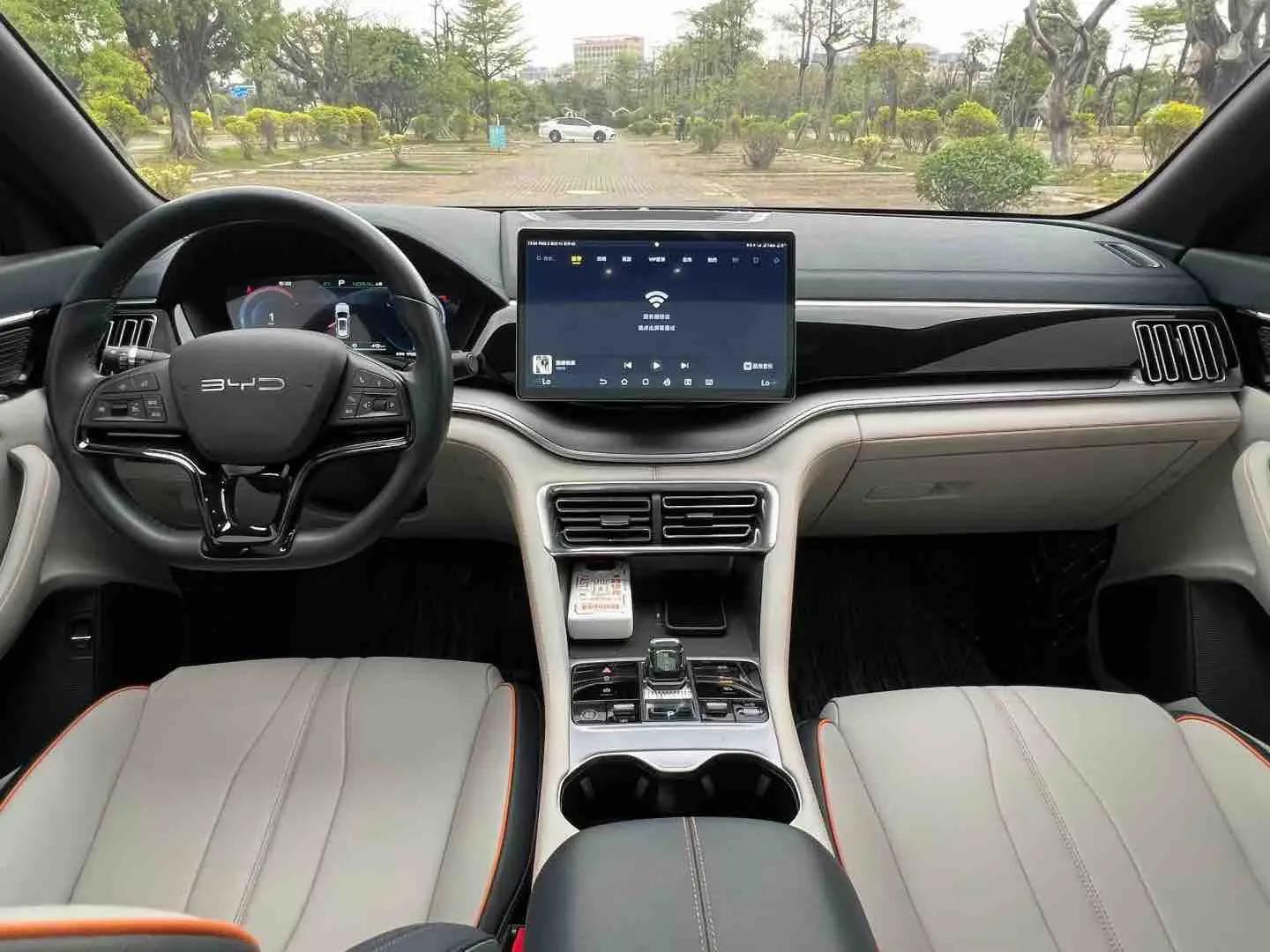 BYD 2023 Song PLUS DM-i 1.5 Stepless Champion Edition 110KM Flagship Automatic Gear 2