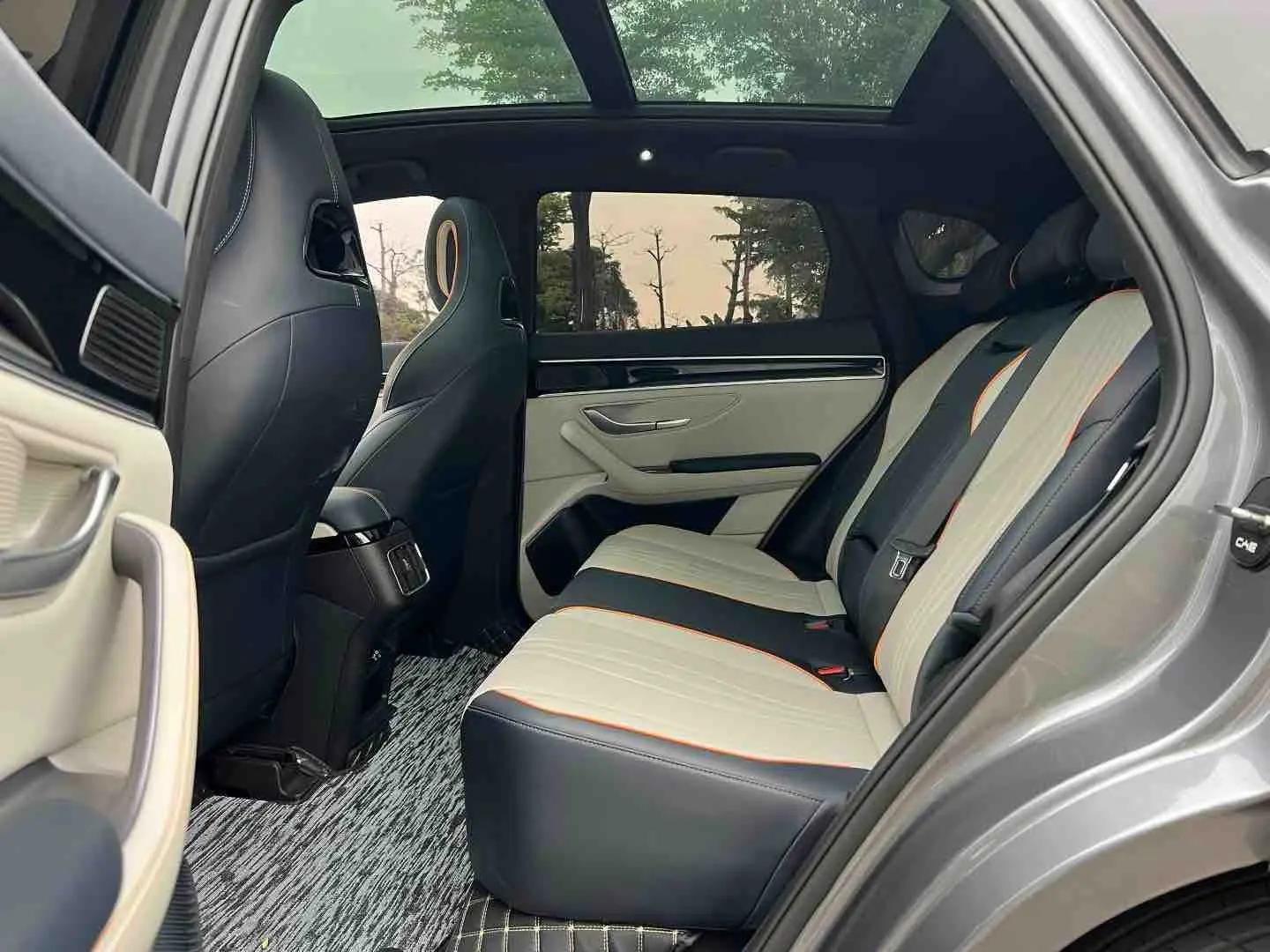 BYD 2023 Song PLUS DM-i 1.5 Stepless Champion Edition 110KM Flagship Automatic Gear 6