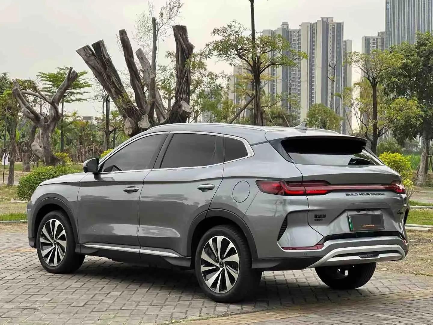 BYD 2023 Song PLUS DM-i 1.5 Stepless Champion Edition 110KM Flagship Automatic Gear 9