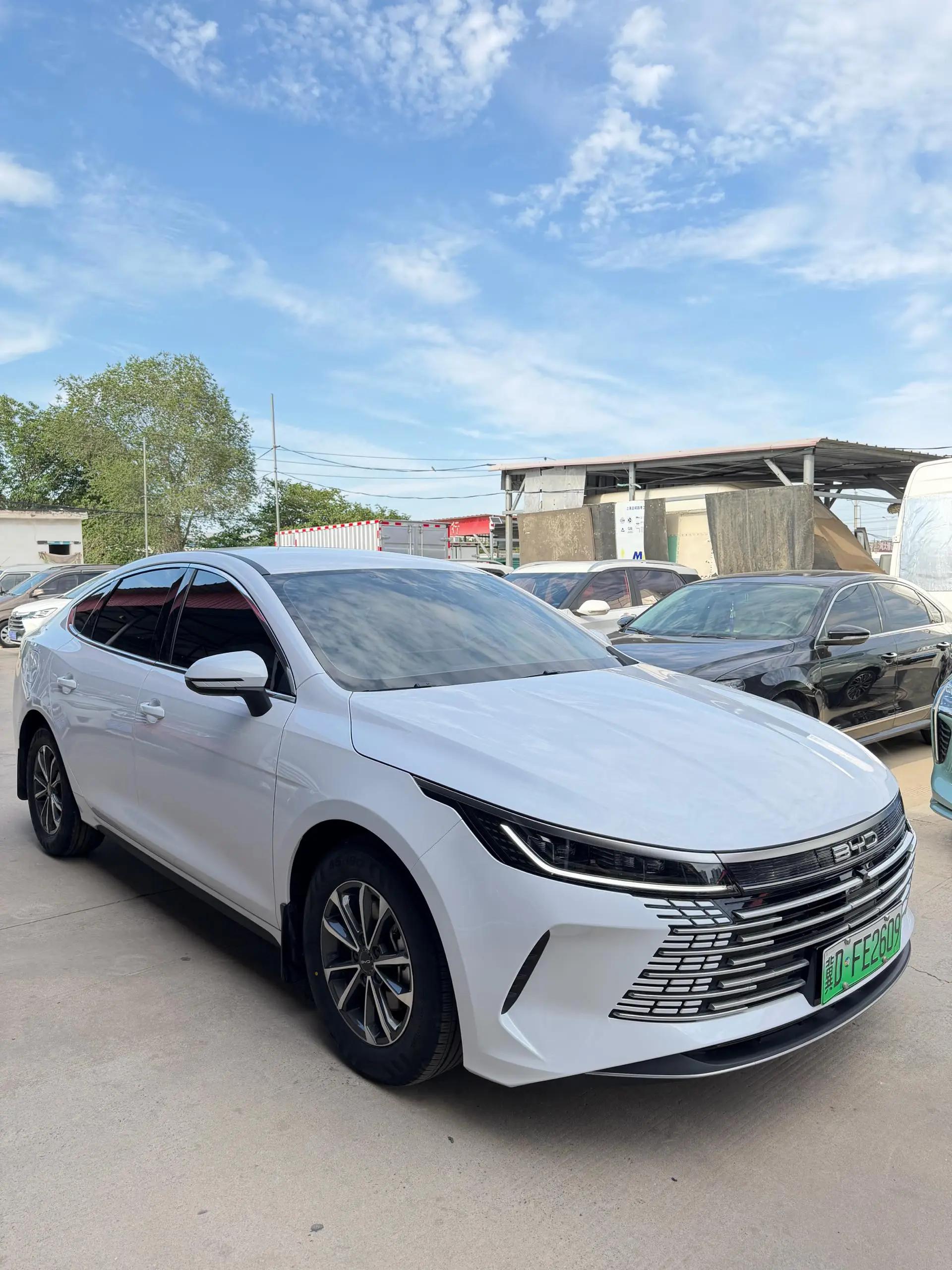 BYD 2024 Destroyer 05 DM-i 1.5 CVT Glory Edition 55KM Luxury Automatic 3
