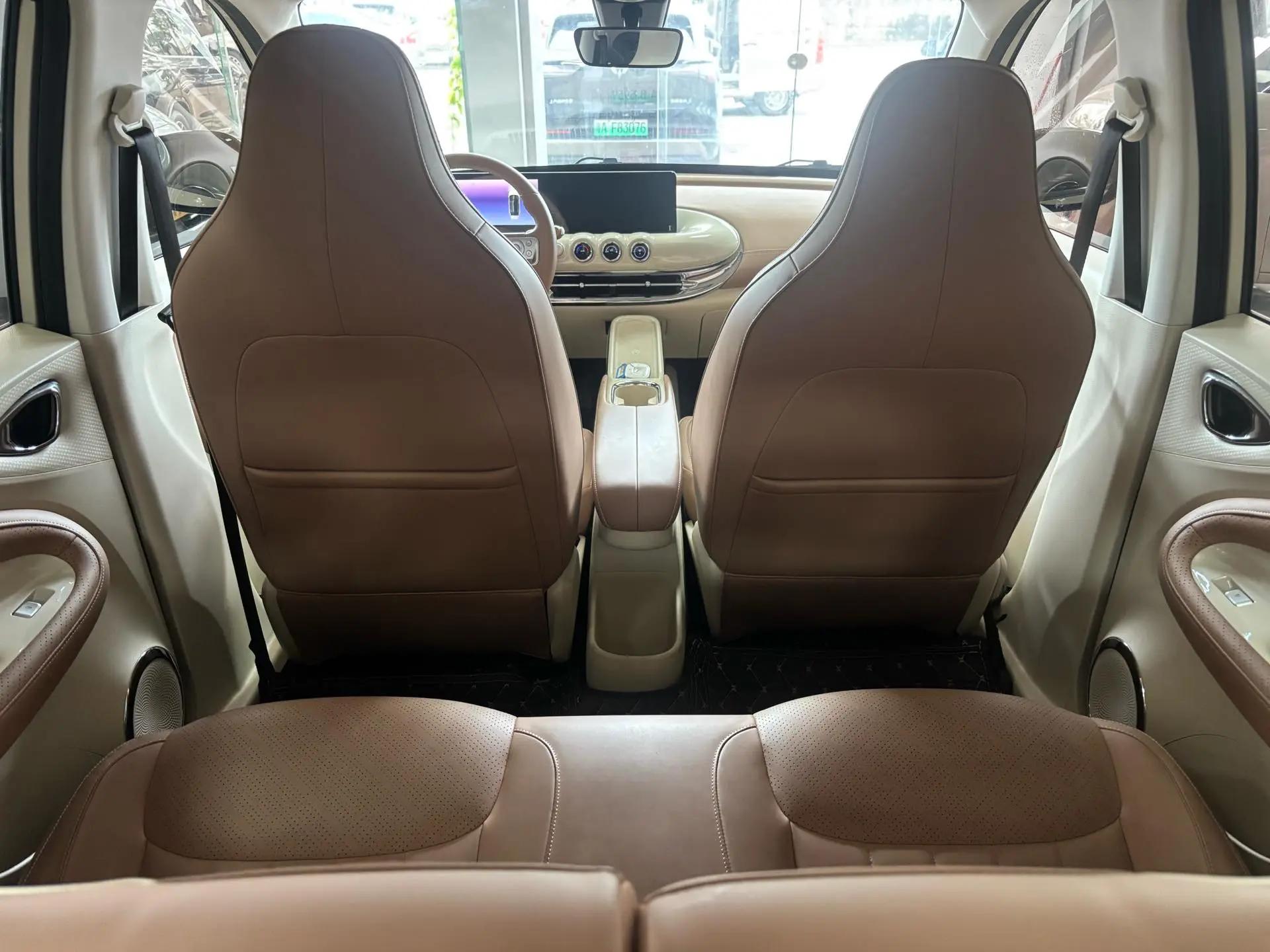 WuLing 2025 Plantronics 410km LingBox Exclusive Automatic Transmission 11