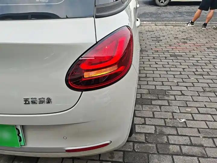 WuLing Plantronics 2023 203km Light Enjoy 6