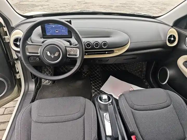 WuLing Plantronics 2023 203km Light Enjoy 8