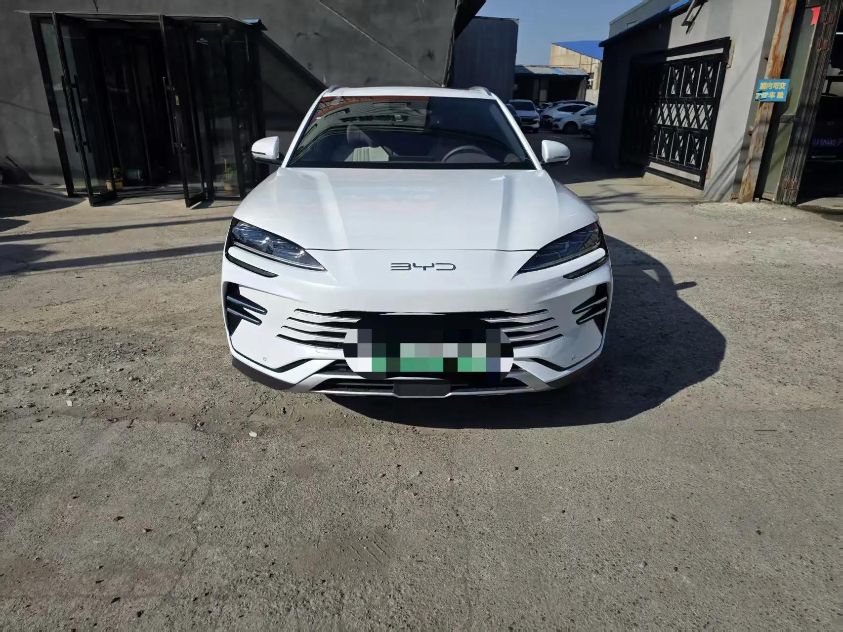 BYD Song PLUS New Energy 2025 Song PLUS DM-i 1.5 Stepless 112KM Honorable Automatic Gear 3