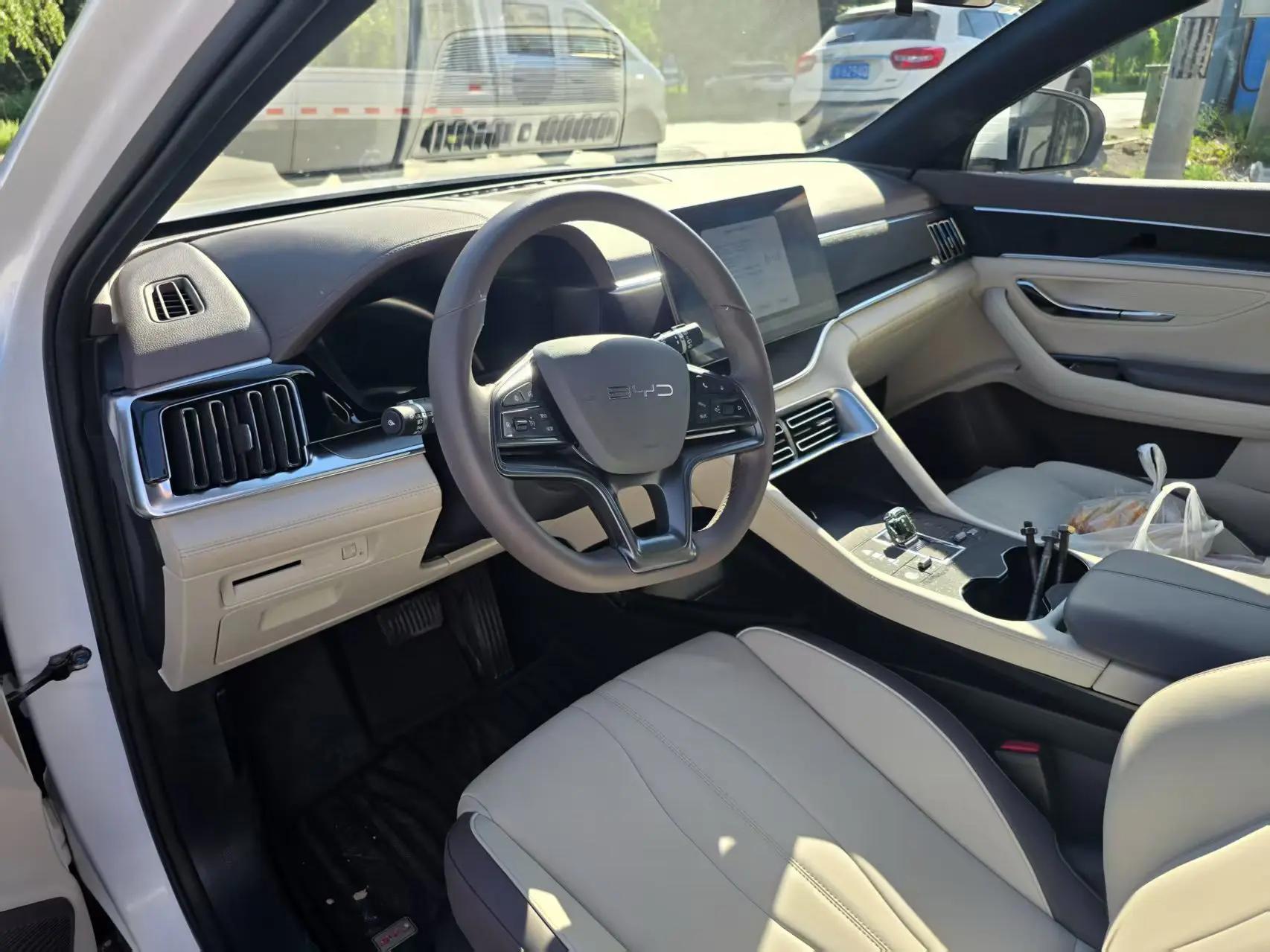 BYD Song PLUS New Energy 2025 Song PLUS DM-i 1.5 Stepless 112KM Honorable Automatic Gear 4