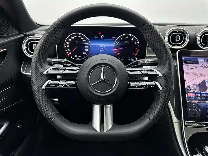 Mercedes Benz Class C 2024 C 260 L Sports Edition 10