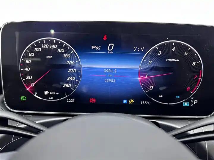 Mercedes Benz Class C 2024 C 260 L Sports Edition 11