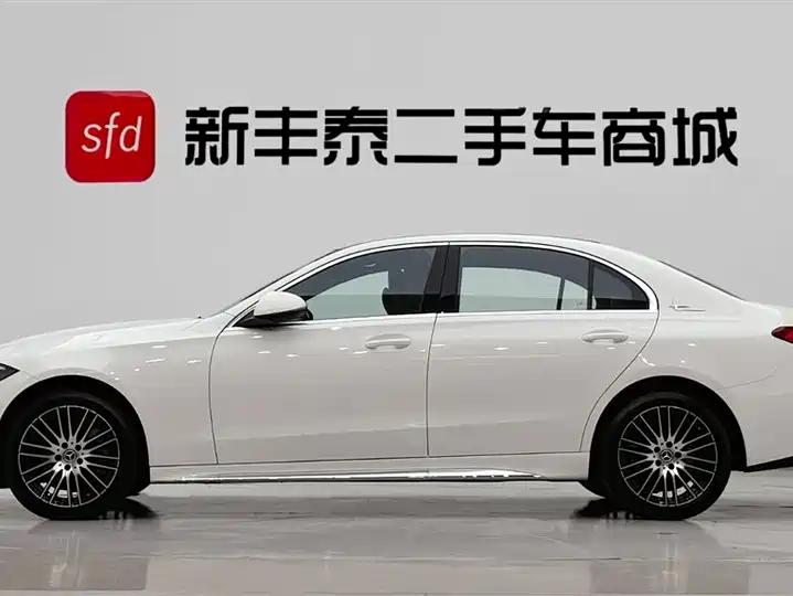 Mercedes Benz Class C 2024 C 260 L Sports Edition 4