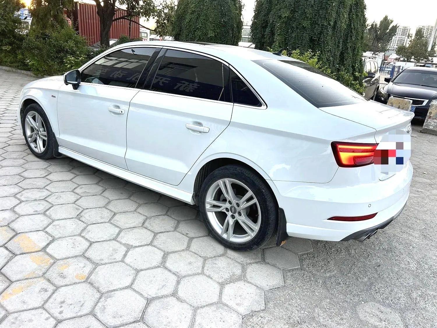 Audi A3 2020 Limousine 35 TFSI Fashion Version National V 7