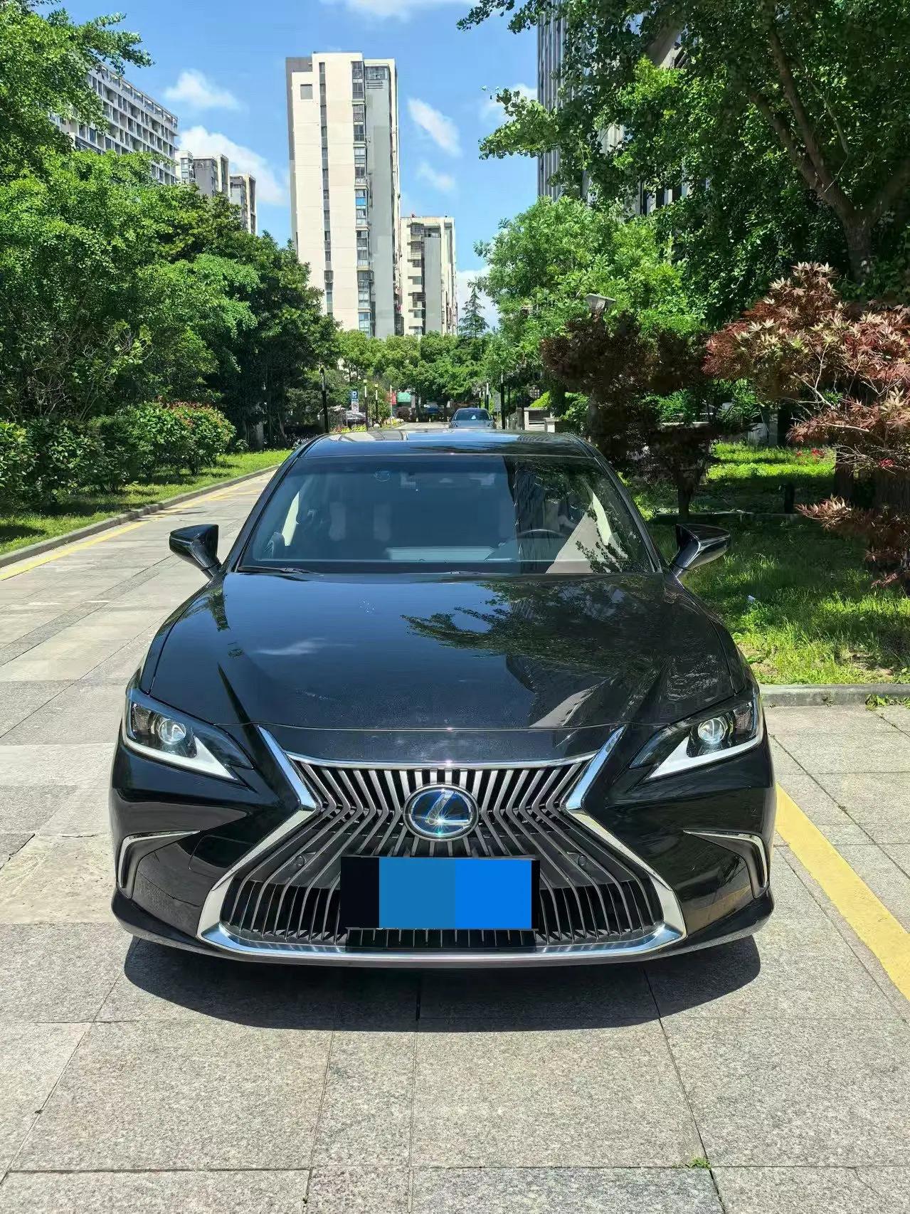 Lexus ES 2020 300h Excellent Edition 2