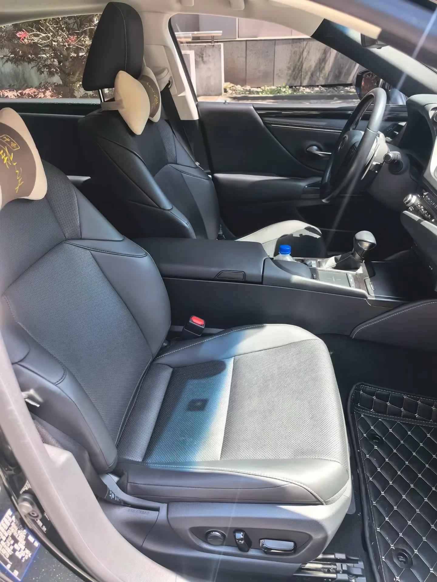 Lexus ES 2020 300h Excellent Edition 7