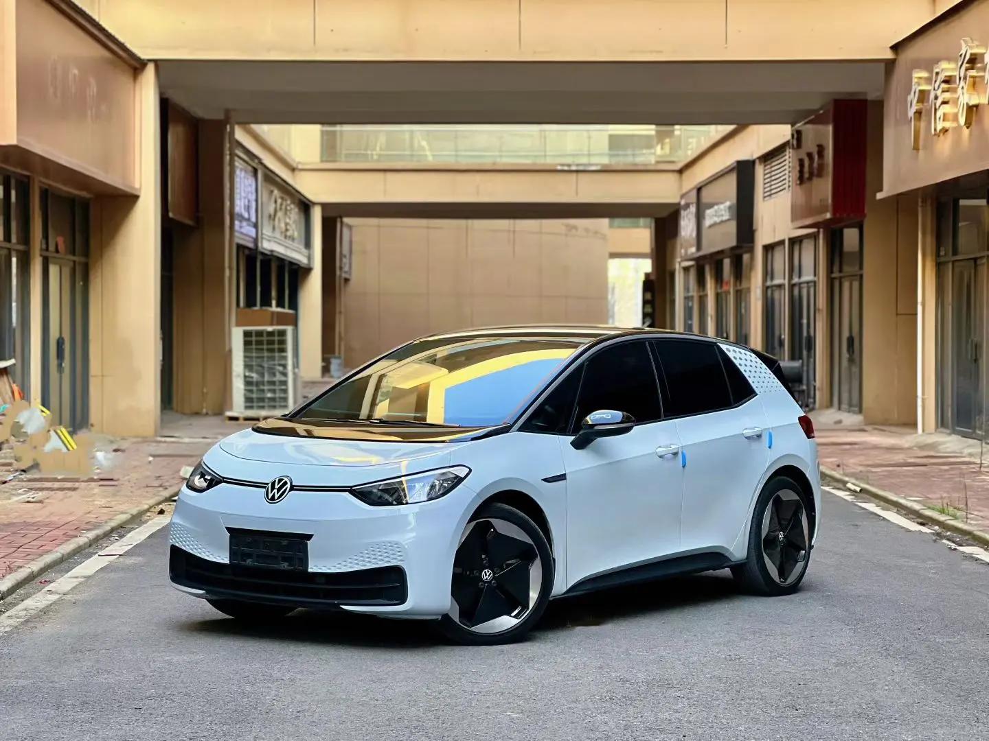 打开图片灯箱:Volkswagen 2023 ID. 3 Upgraded Pure Smart Edition, Automatic Transmission