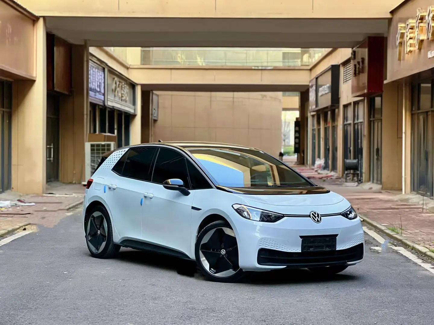 Volkswagen 2023 ID. 3 Upgraded Pure Smart Edition, Automatic Transmission 3