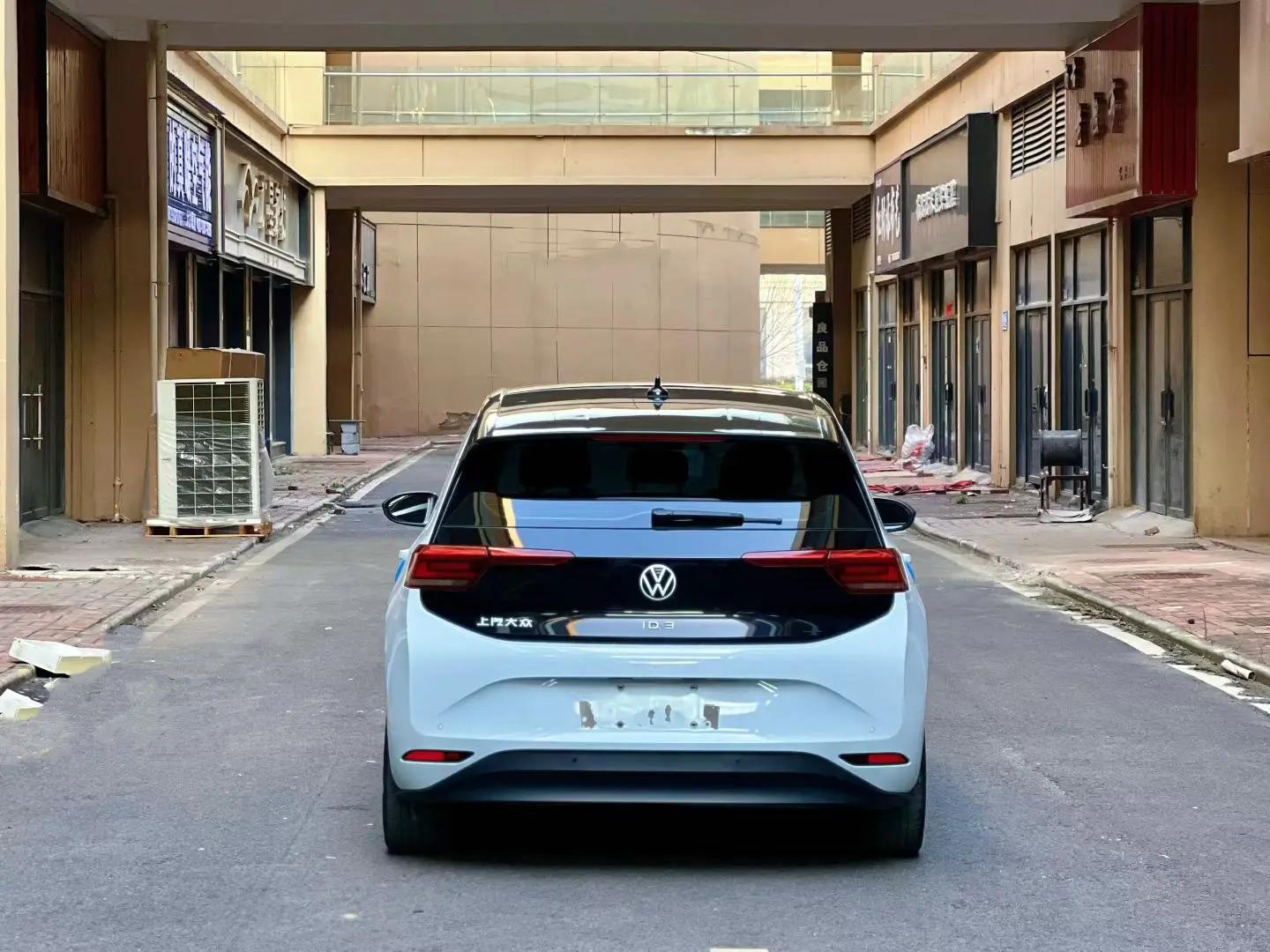 Volkswagen 2023 ID. 3 Upgraded Pure Smart Edition, Automatic Transmission 9