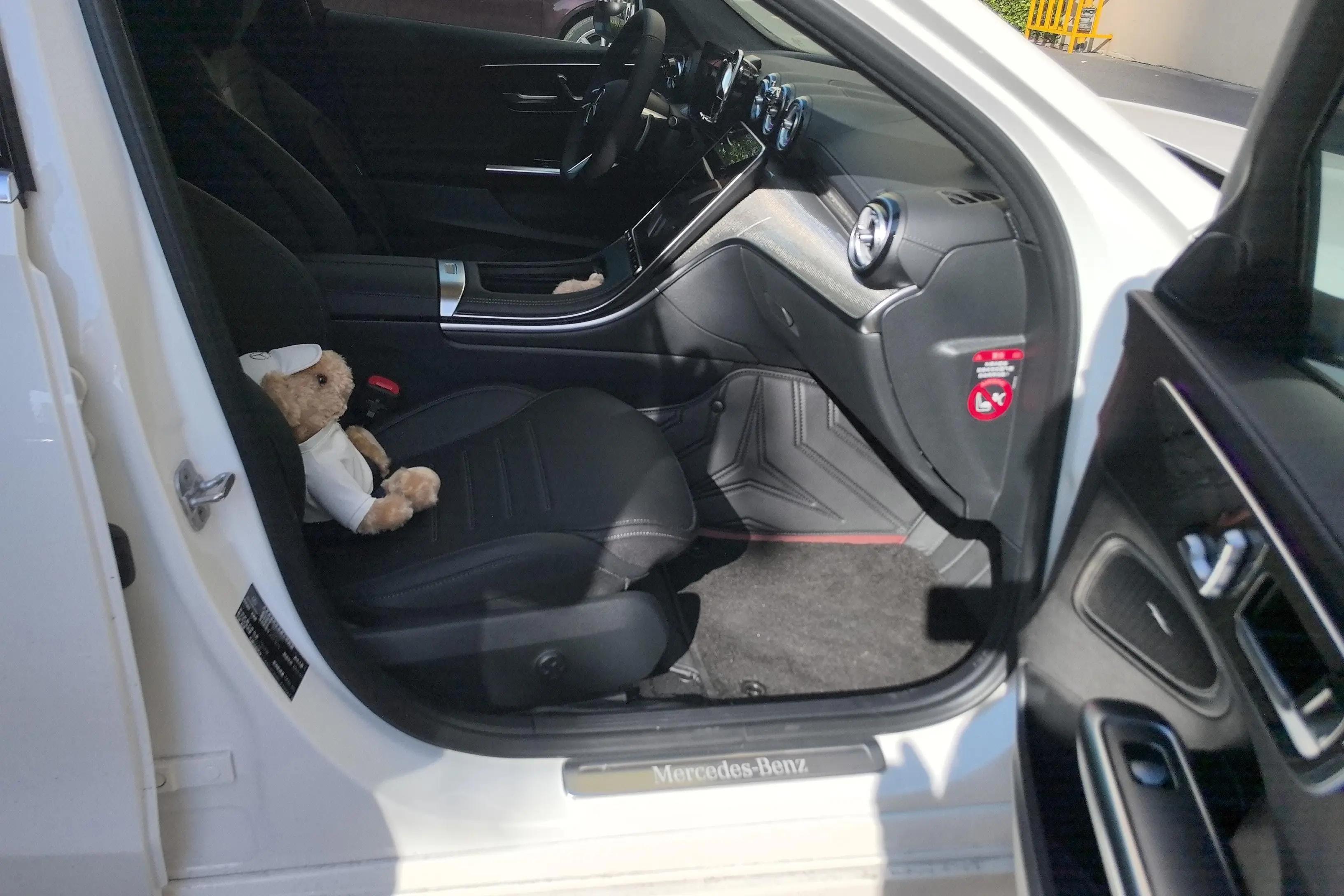 Mercedes Benz C- Class 2024 C 260 L 48V 1.5T Sport Edition (Restyled III) Automatic 4