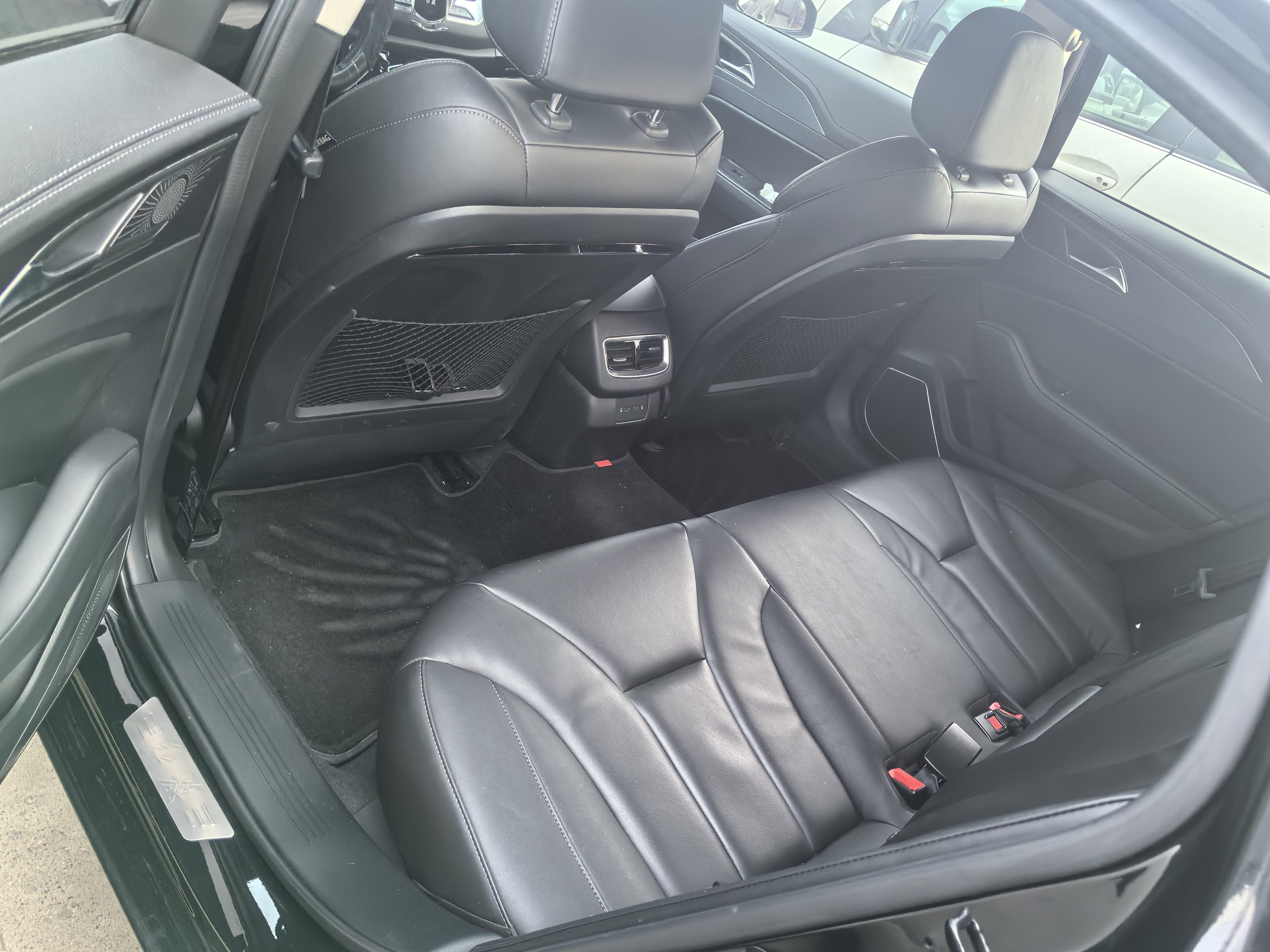 HongQi H5 Classic 2022 1.5T DCT Flag Rhyme Edition 5