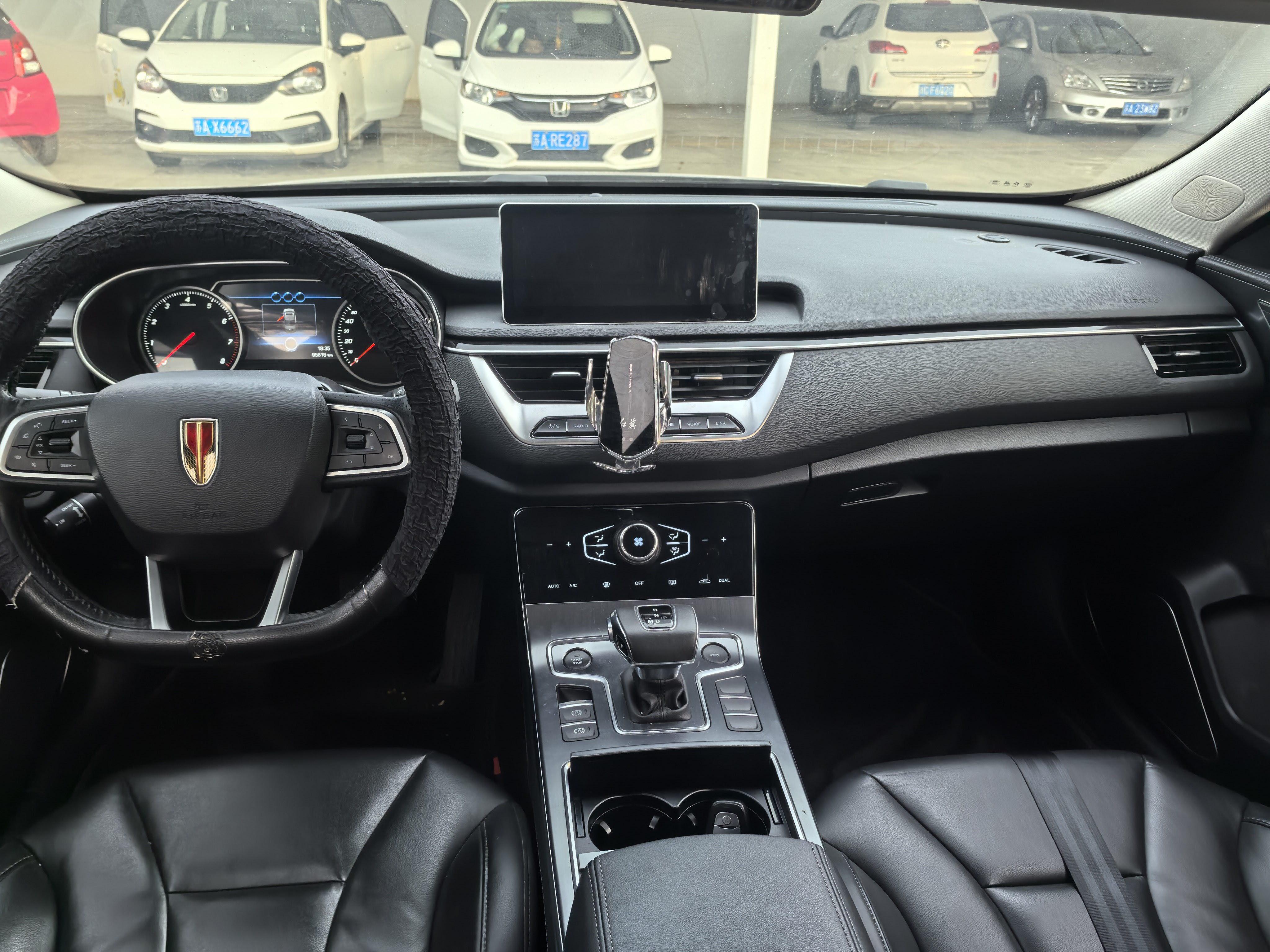 HongQi H5 Classic 2022 1.5T DCT Flag Rhyme Edition 8